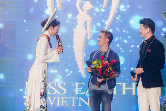 [-]Nam[-]Em[-]mang[-]dự[-]án[-]bảo[-]vệ[-]san[-]hô[-]đến[-]Miss[-]Earth